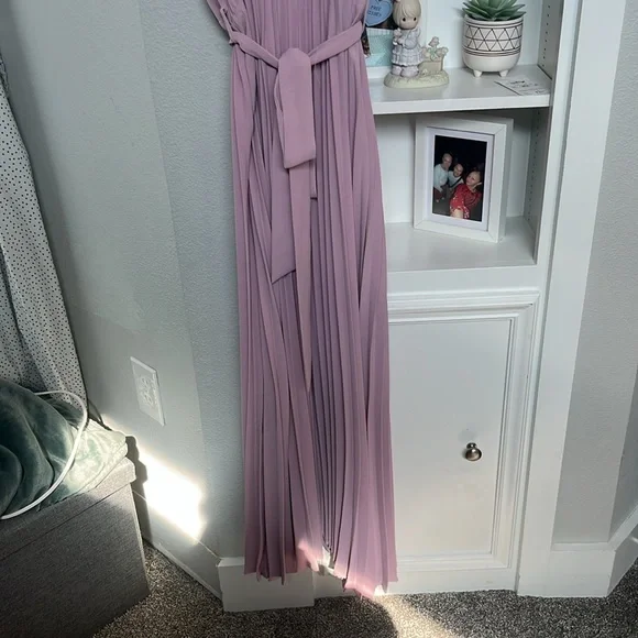 pleated maxi dress - Picture 3 of 7